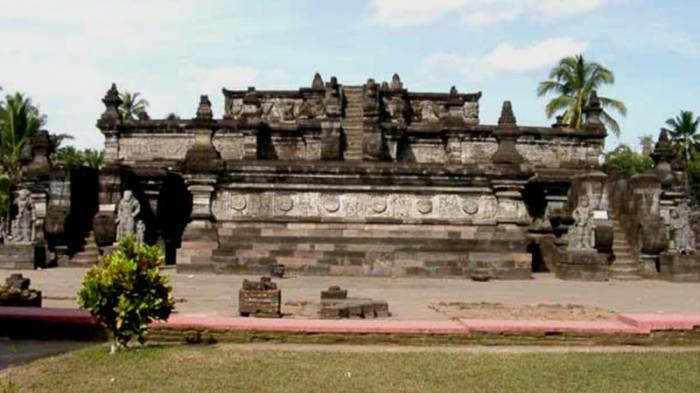 kerajaan banten penyebab runtuhnya istana kaibon poskata faktor