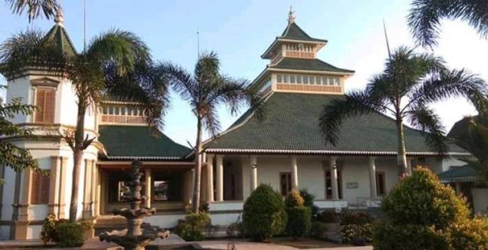 atap masjid berbentuk tumpang