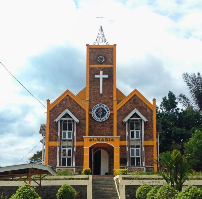 gereja katolik misa minggu kembali kini katedral ibadah bahasa beribadah umat muncul penolakan diterjemahkan injil kenapa alkitab minang ratusan keuskupan