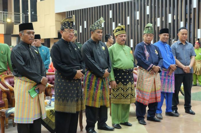 tak kan hilang melayu di bumi terbaru