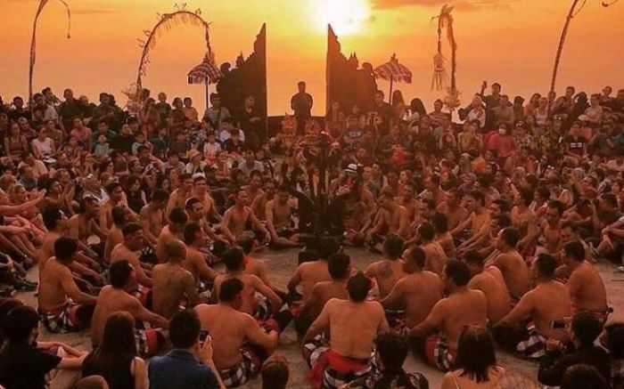 nilai estetis tari kecak terbaru