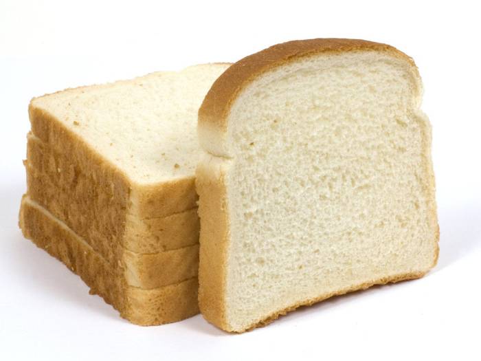 gambar roti tawar dan segelas susu