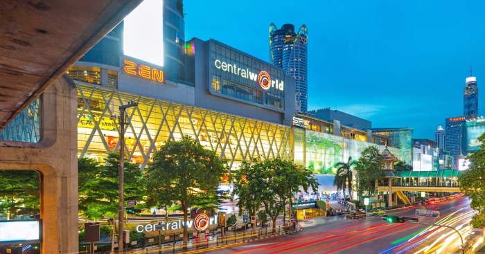 perbedaan plaza dan mall