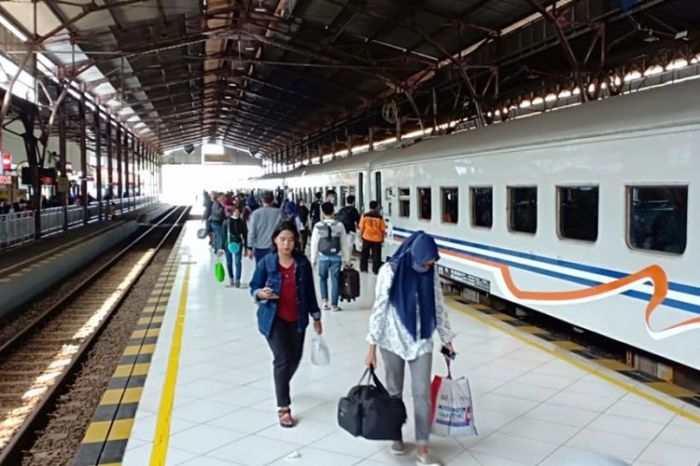 pekalongan ke cirebon berapa jam