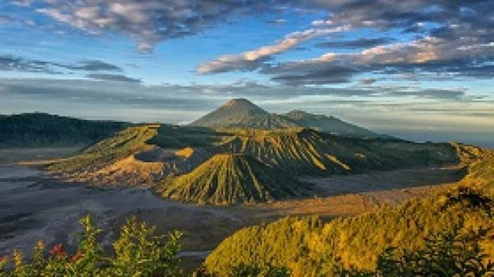 dimana letak gunung bromo