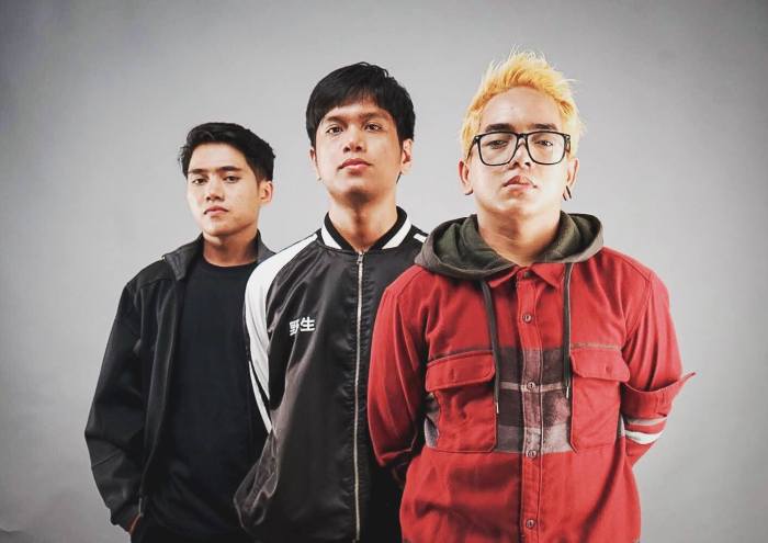 stand here alone personil terbaru