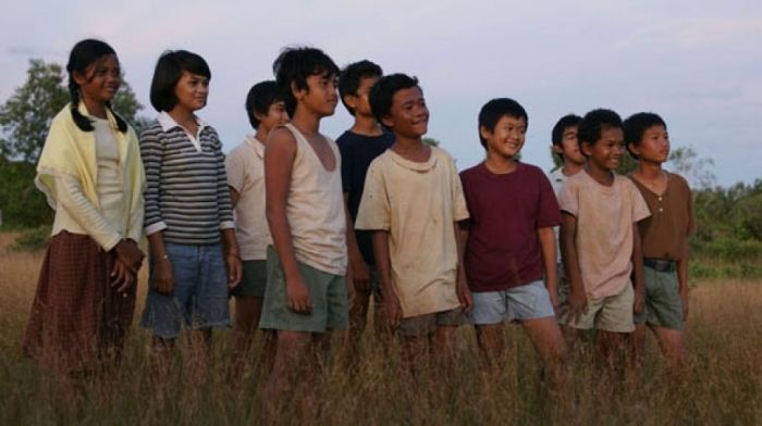 analisis film laskar pelangi terbaru