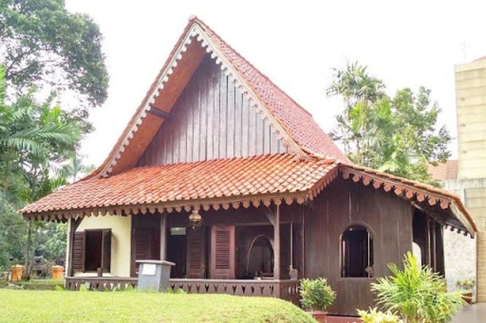 gambar rumah kebaya betawi