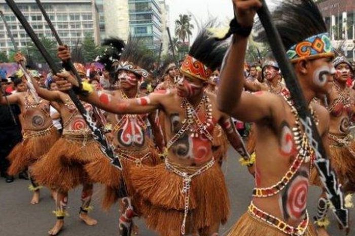 pola lantai tari macam daerah diagonal sekapur sirih contoh tarian gambar tradisional seni sanjayaops segitiga saman atau membentuk sriwijaya gending