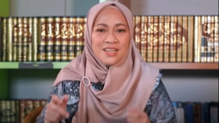 arti aisyah nama menurut