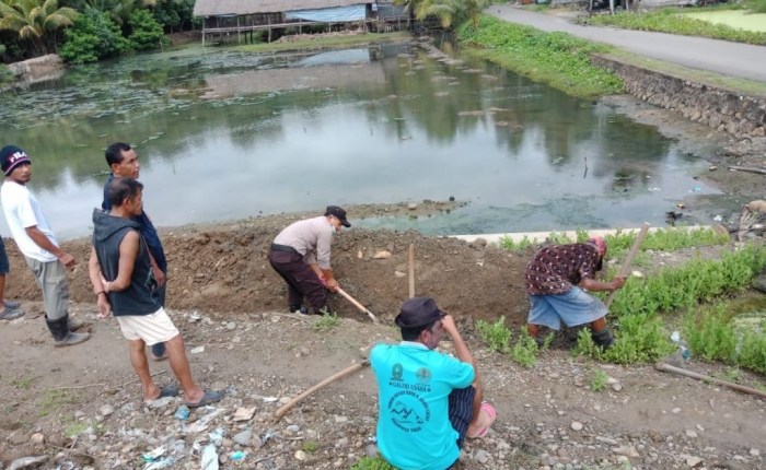 di samping atau disamping terbaru