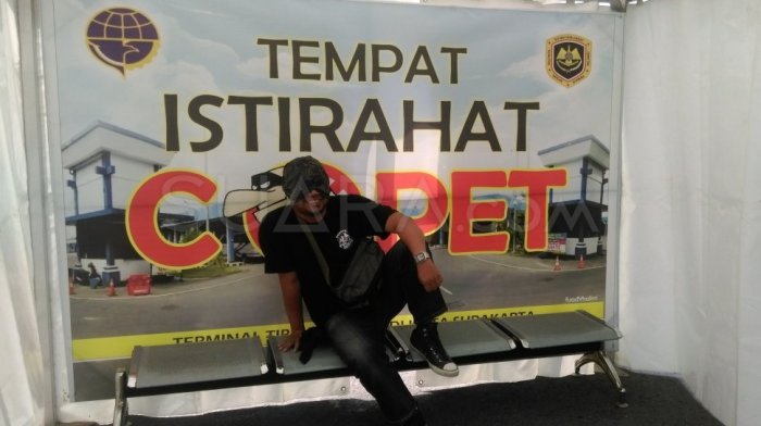 istirahat di tempat grak