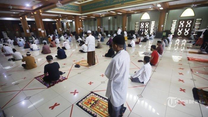 kenapa sholat jumat 2 rakaat