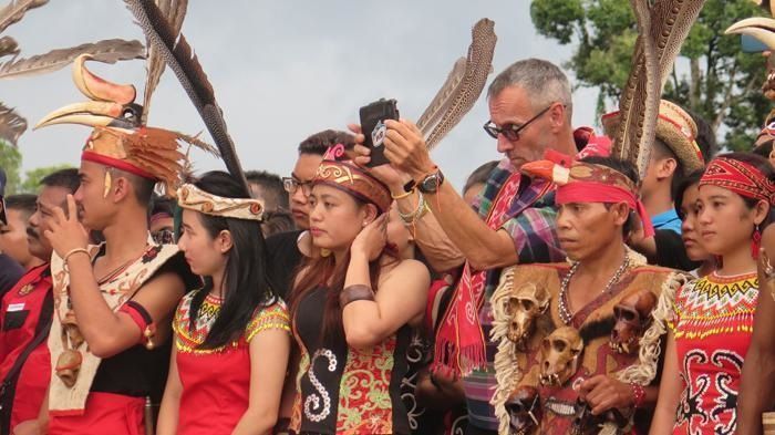 tari maluku cakalele utara tradisional tarian tifa daerah lenso alat adat asal sejarah sulawesi papua keistimewaannya provinsi hingga bambu khas