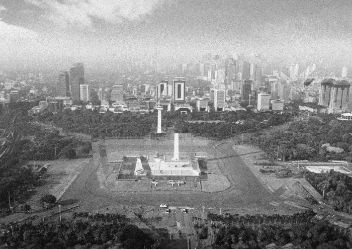 puisi tentang kota jakarta