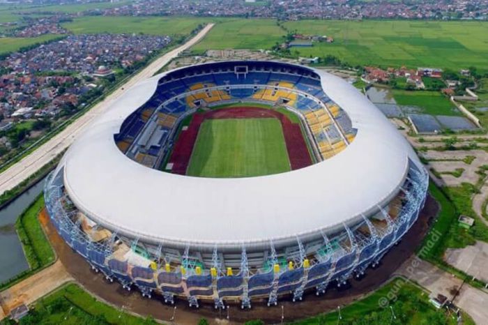 stadion sepak bola indonesia terbaru