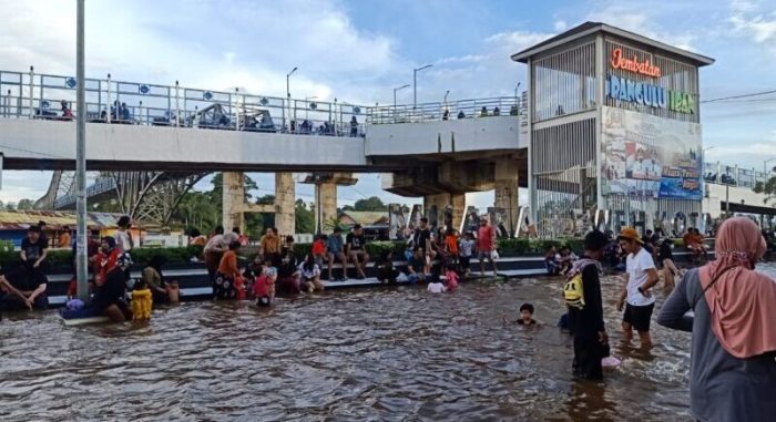 jarak banjarmasin ke muara teweh terbaru