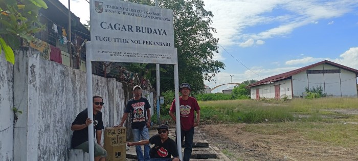 tugu titik nol pekanbaru