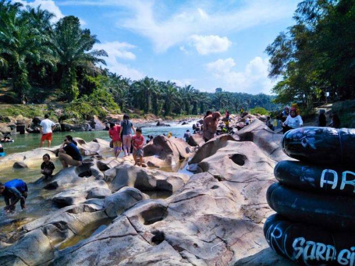 pantai salju deli serdang terbaru