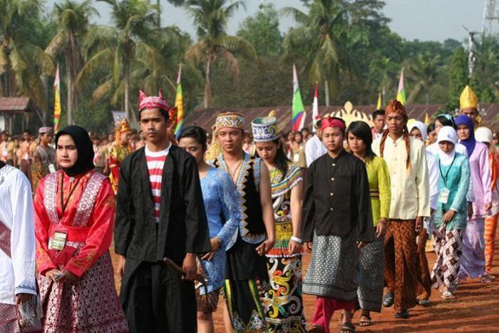 karakteristik sosial budaya indonesia terbaru