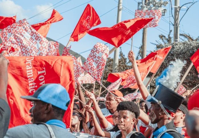 demokrasi menurut inu kencana terbaru