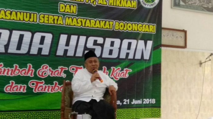 dunia adalah kesenangan yang menipu terbaru