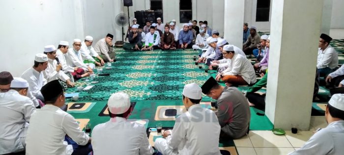 lailatul ijtima mwc cisarua dilaksanakan majelis kebersamaan antar nahdlatul wakil kegiatan ulama merekatkan pengurus cabang