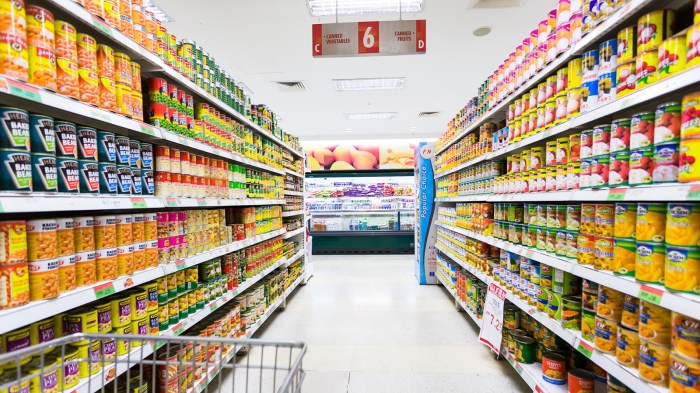 penataan produk di supermarket terbaru