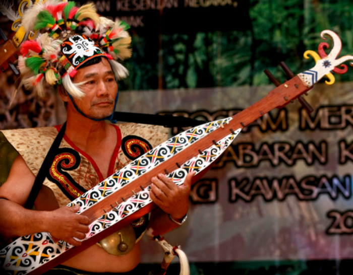 alat musik tradisional kalimantan utara