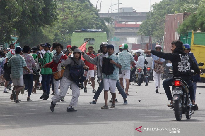 kesimpulan tawuran antar pelajar terbaru