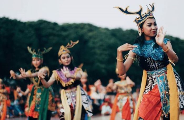 tari pemburu kijang berasal dari daerah