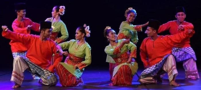 tari persembahan riau melayu kepulauan tarian buku adat mengenai bintan