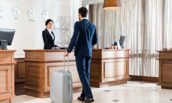 front desk attendant adalah terbaru