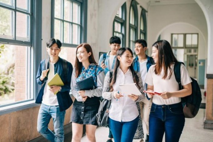 Perbedaan ijazah kelas karyawan dan reguler