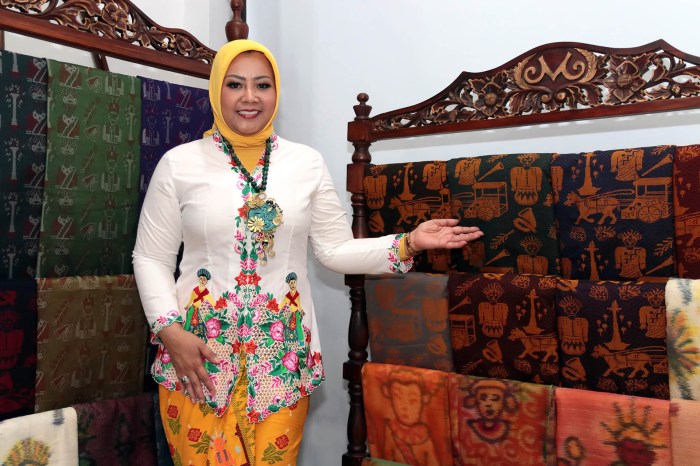 kain batik lampung tradisional tapis khas tenun jenis tekstil kriya kemegahan warisan palembang songket bergaya indonesiakaya ditenun inspirasi adat sumatera