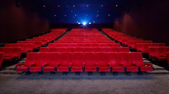 ada berapa kursi di bioskop