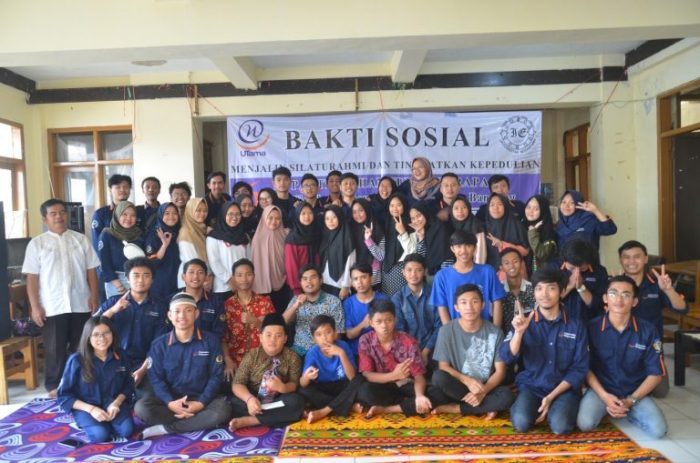 bakti sosial panti asuhan