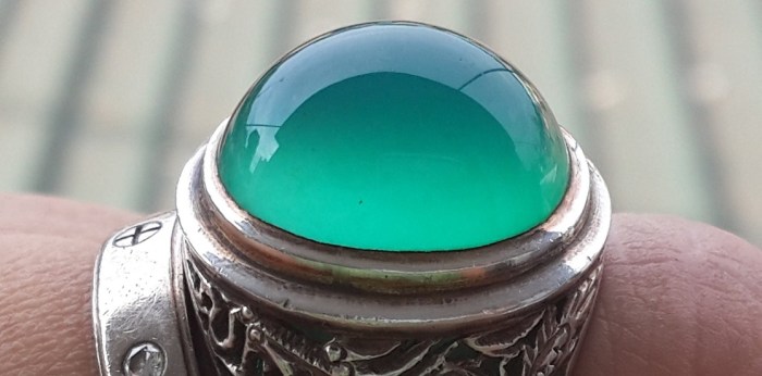 batu bacan penyakit mengetahui hitam menghilangkan