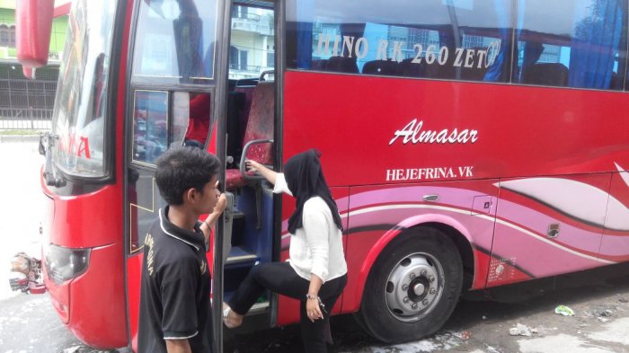 bus almasar medan berastagi terbaru