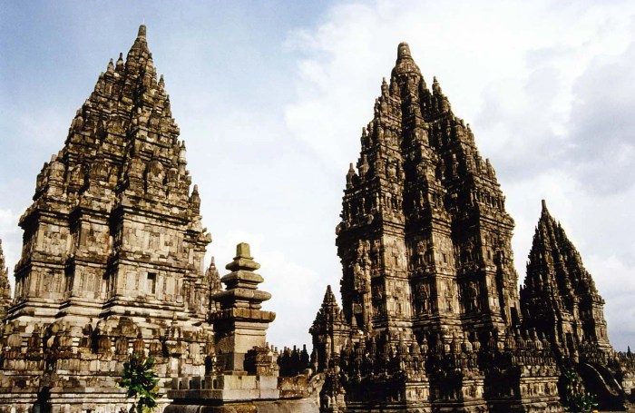 perkembangan budaya di indonesia