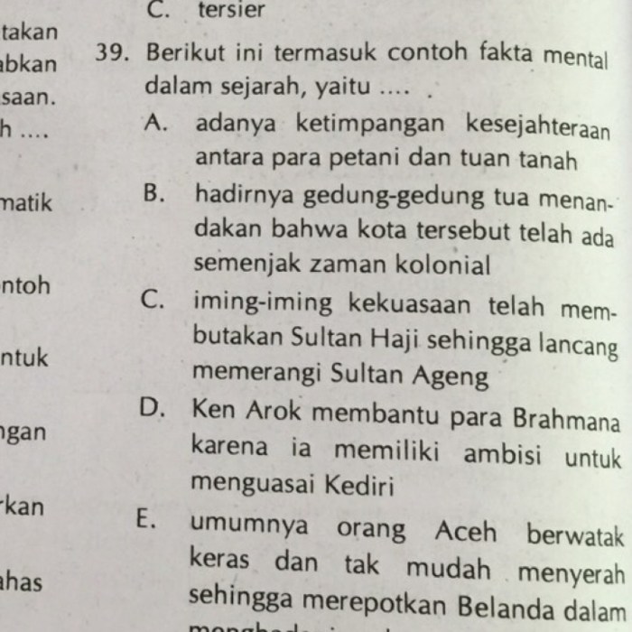 berikan tiga contoh fakta mental terbaru