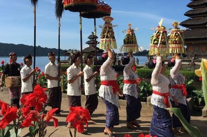 struktur pidarta bahasa bali