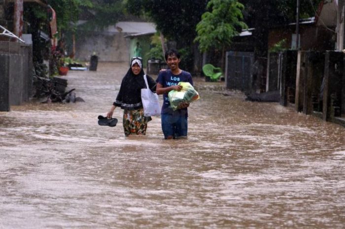 contoh teks eksplanasi banjir singkat terbaru