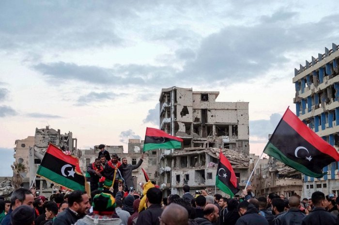 revolusi libya tersungkur muammar arab tertembak kematian domino