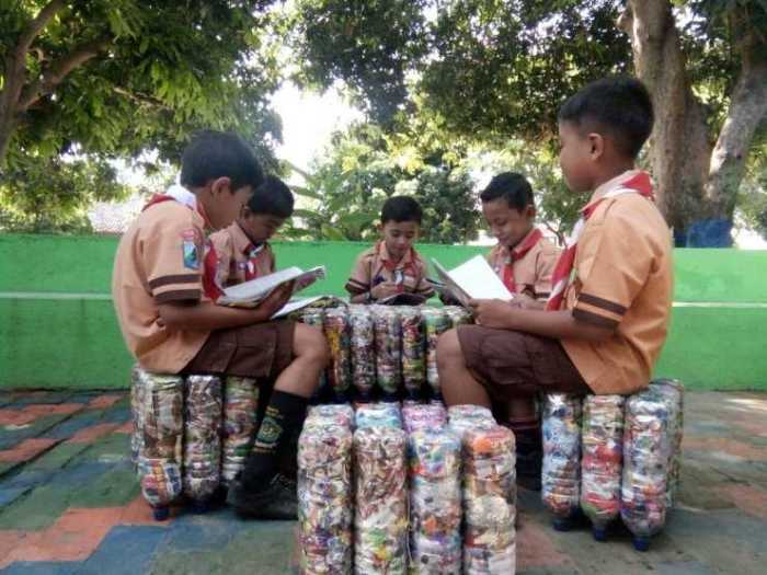 teknik untuk membuat kursi rotan adalah terbaru