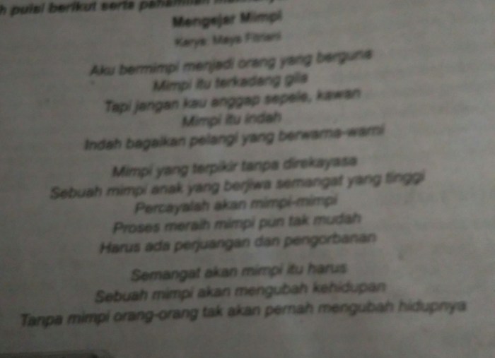 puisi bahasa indonesia 4 bait terbaru