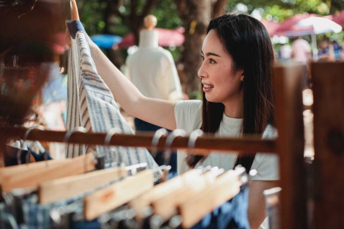 pasangan kata arti berlawanan banjar yulia nor annisa