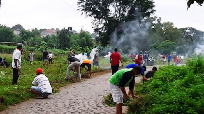 gotong royong kerja bakti