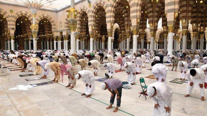 jam berapa selesai sholat jumat di medan