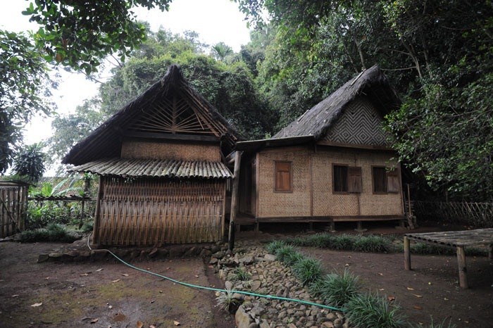 kampung adat cikondang bahasa sunda